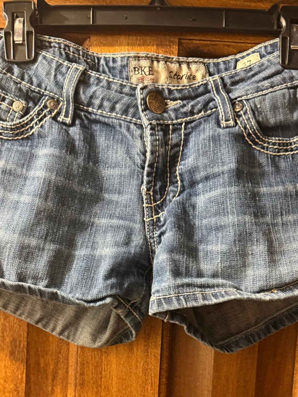 BKE Medium Blue Denim Women’s Shorts Size 27
